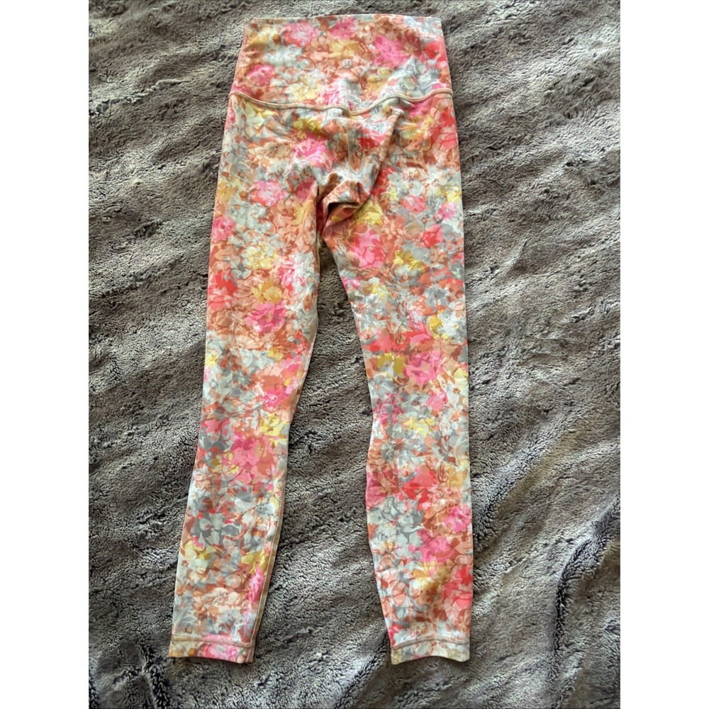 LULULEMON Align High Rise 25" Size 4, Inflorescence Multi Color Floral - Picture 5 of 6